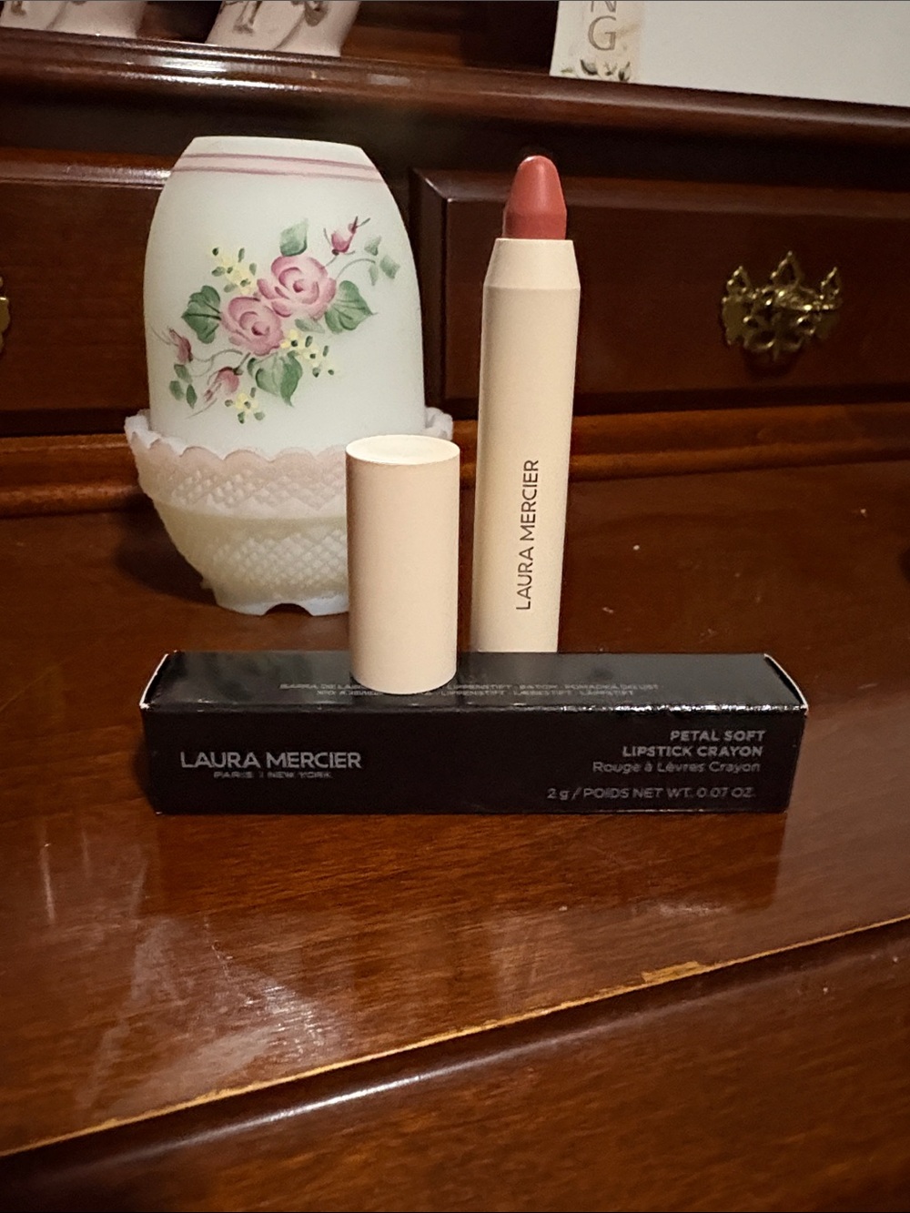 laura mercier Petal Soft Lipstick Crayon — 323 Maia